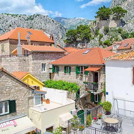 Apartment Mandic Omiš Buitenkant foto